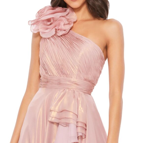 MAC DUGGAL 49252 ONE SHOULDER ROSETTE IRIDESCENT ROSE GOLD GOWN sz 12 - Picture 2 of 5